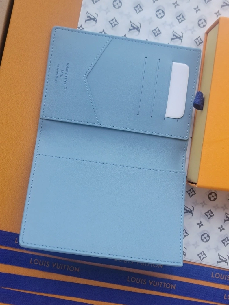 Reliable LX Wallets 7677