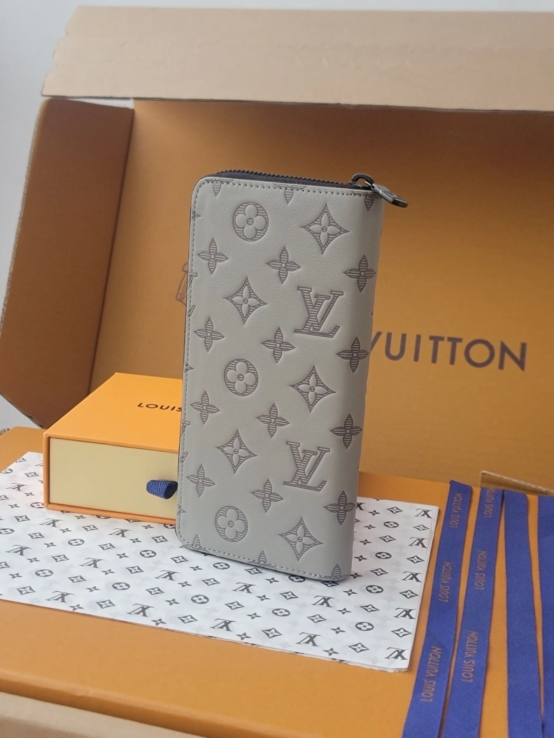 LX Wallets Sophisticated 7673