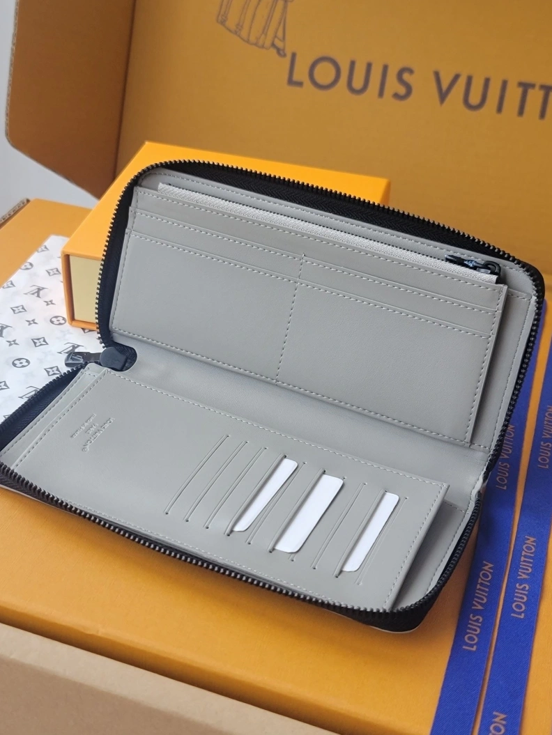 LX Wallets Sophisticated 7673
