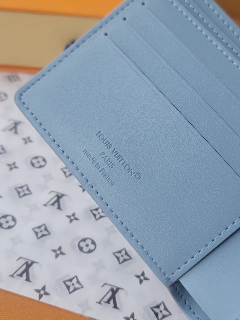LX Wallets Stylish 7668