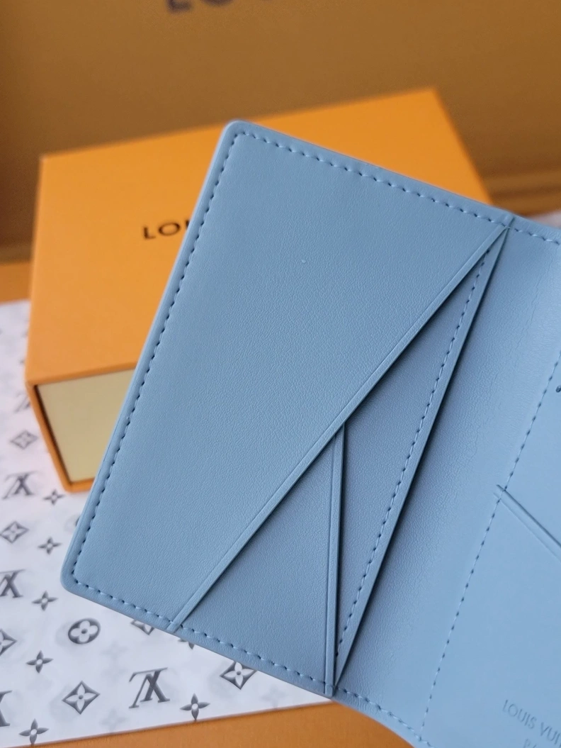 Cozy LX Wallets 7664