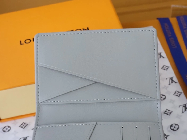 Popular LX Wallets 7660
