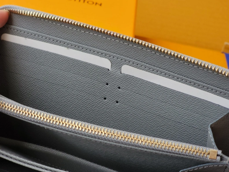 LX Wallets EyeCatching 7647