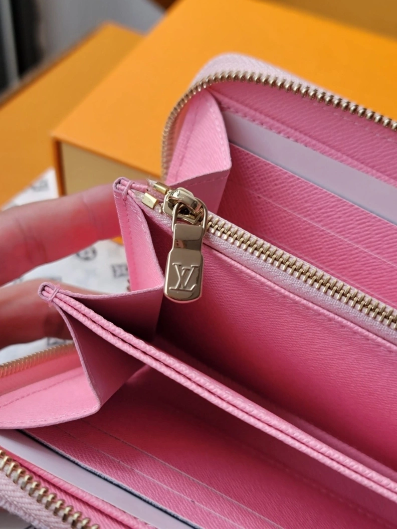 LX Wallets Practical 7651