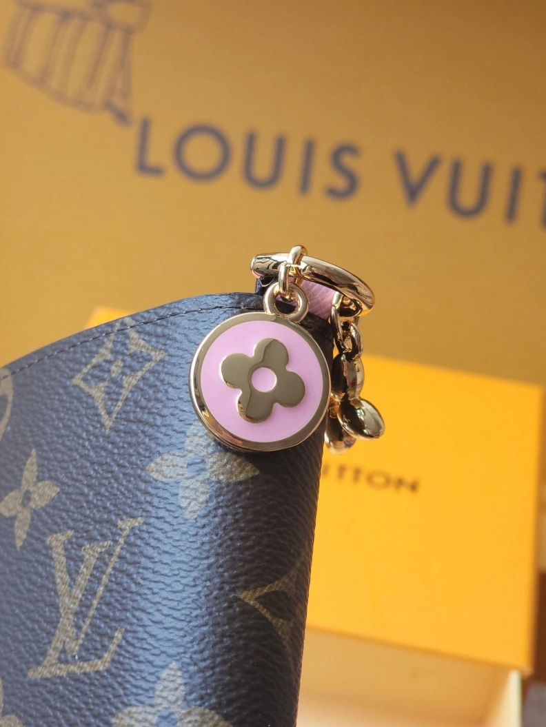 LX Wallets Sophisticated 7657