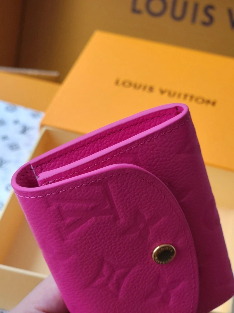 Popular LX Wallets 7649