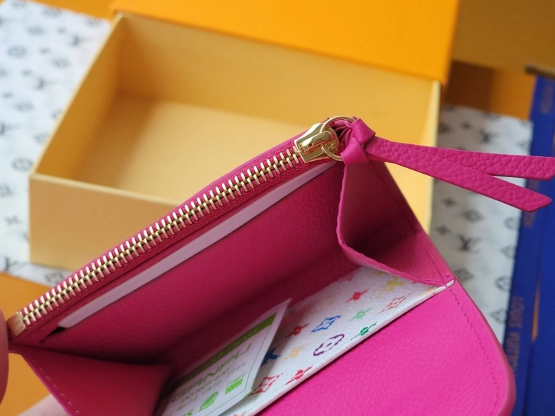 Popular LX Wallets 7649
