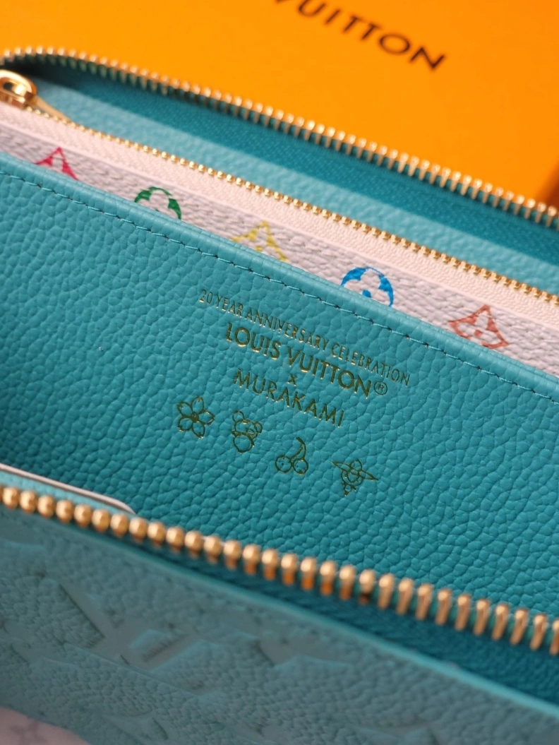 Breathable LX Wallets 7632