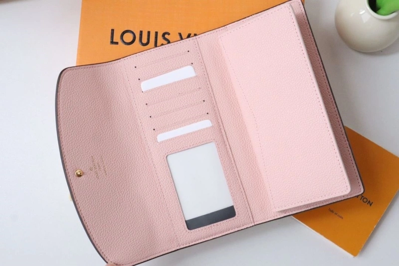 Breathable LX Wallets 18950