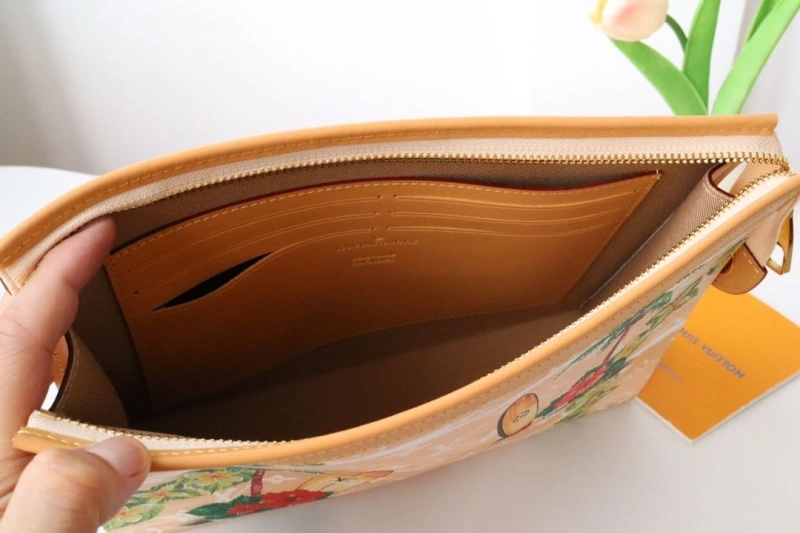 LX Clutch Bags Resilient 19001