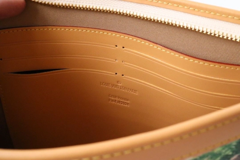 LX Clutch Bags Resilient 19001