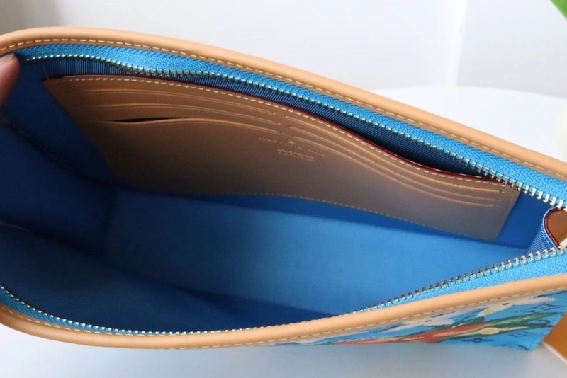 Fashionable LX Clutch Bags 19002