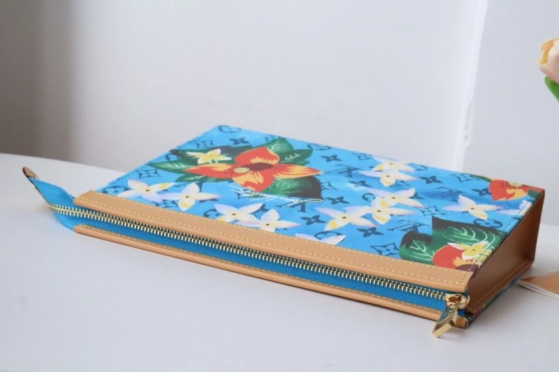 Fashionable LX Clutch Bags 19002