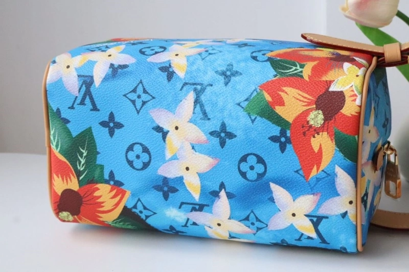 Soft LX Cosmetic Bags 18980
