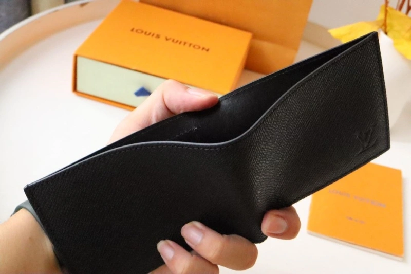 Modern LX Wallets 18916
