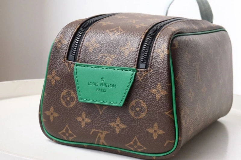 LX Cosmetic Bags Comfortable 18975