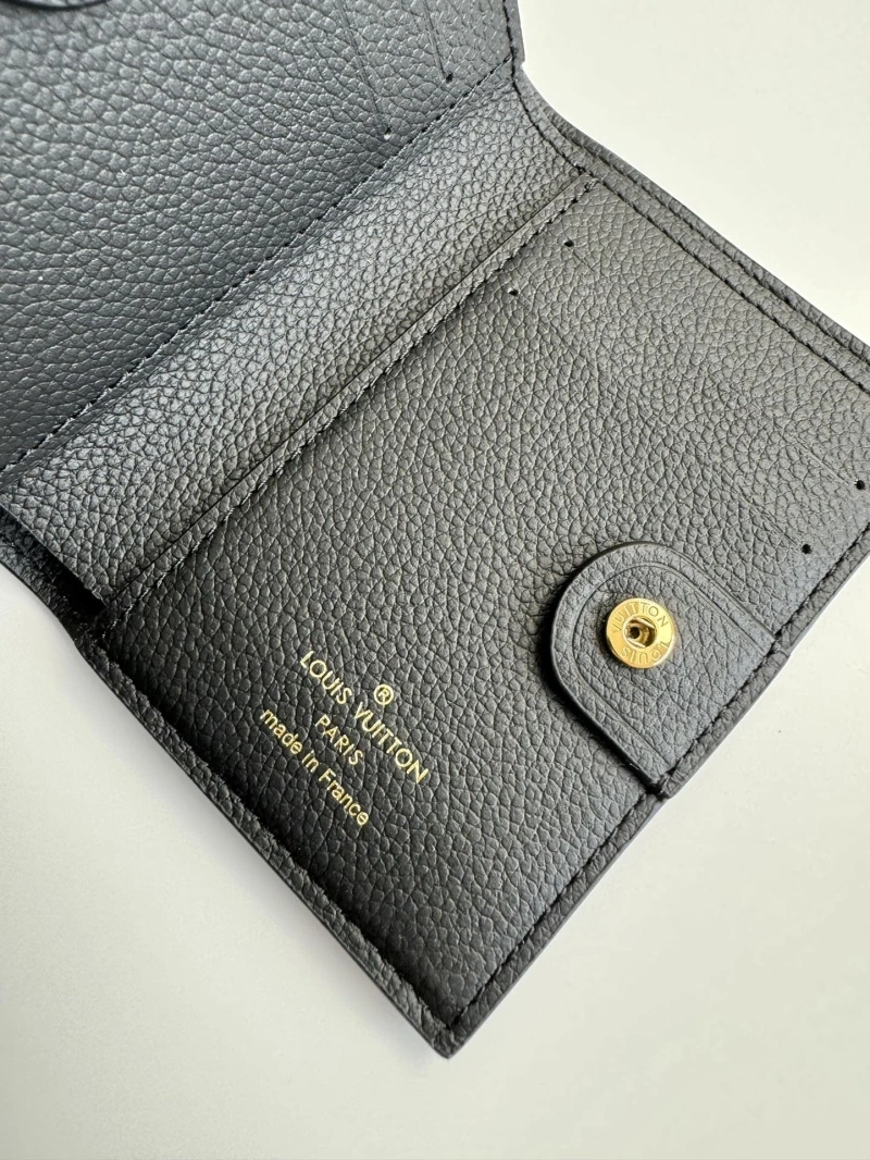 LX Wallets WellDesigned 18904