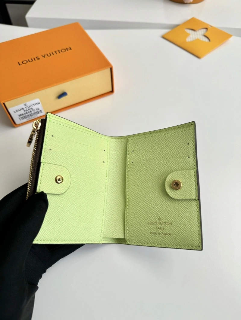Trendy LX Wallets 18914