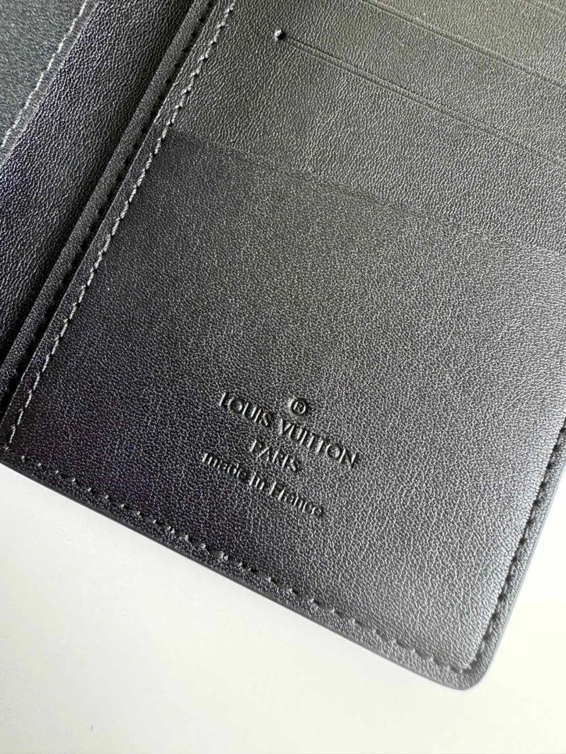 Soft LX Wallets 18891
