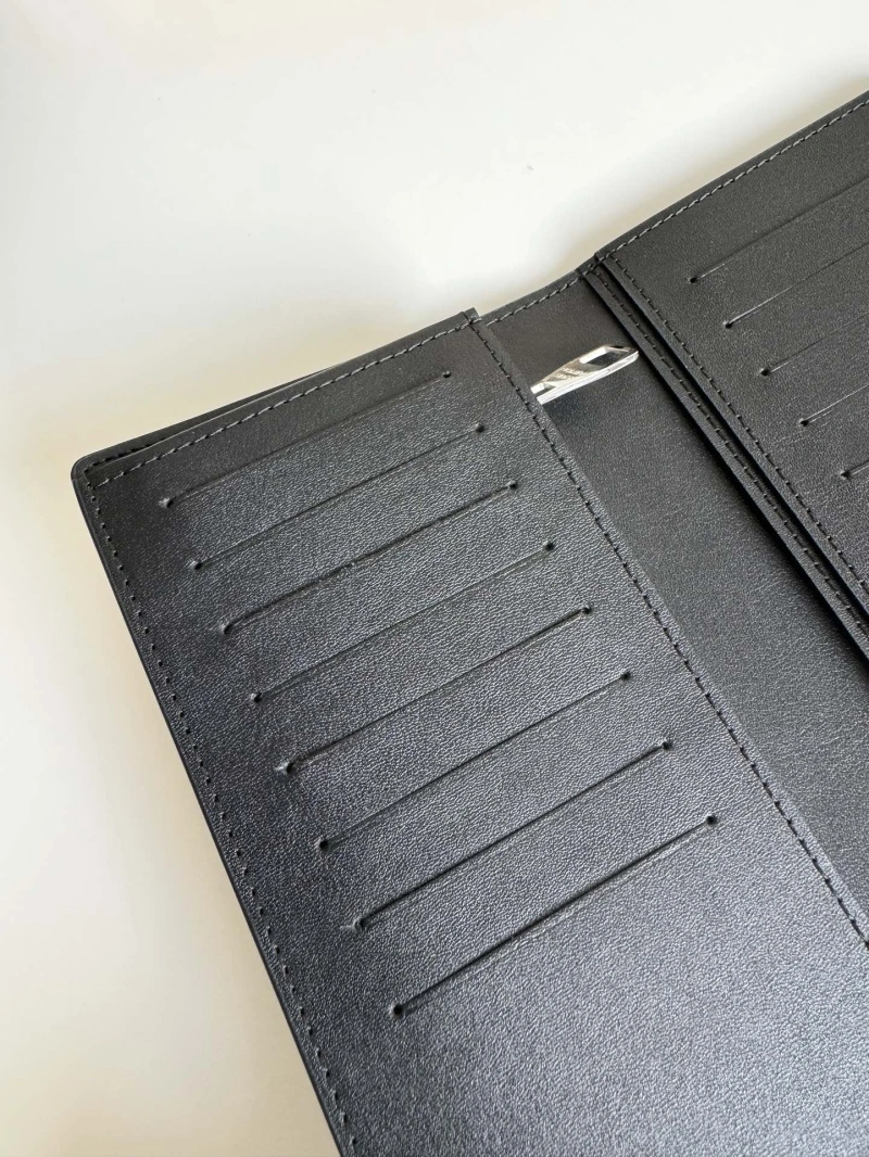 Soft LX Wallets 18891