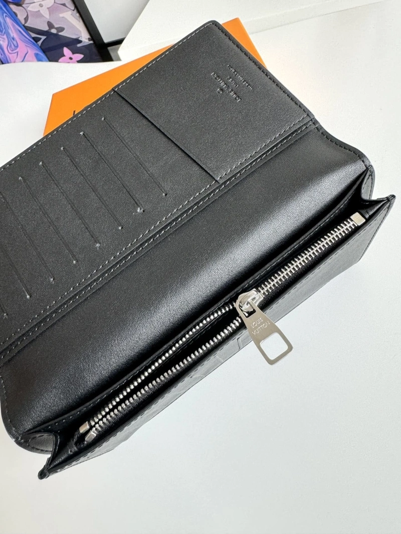 Soft LX Wallets 18891