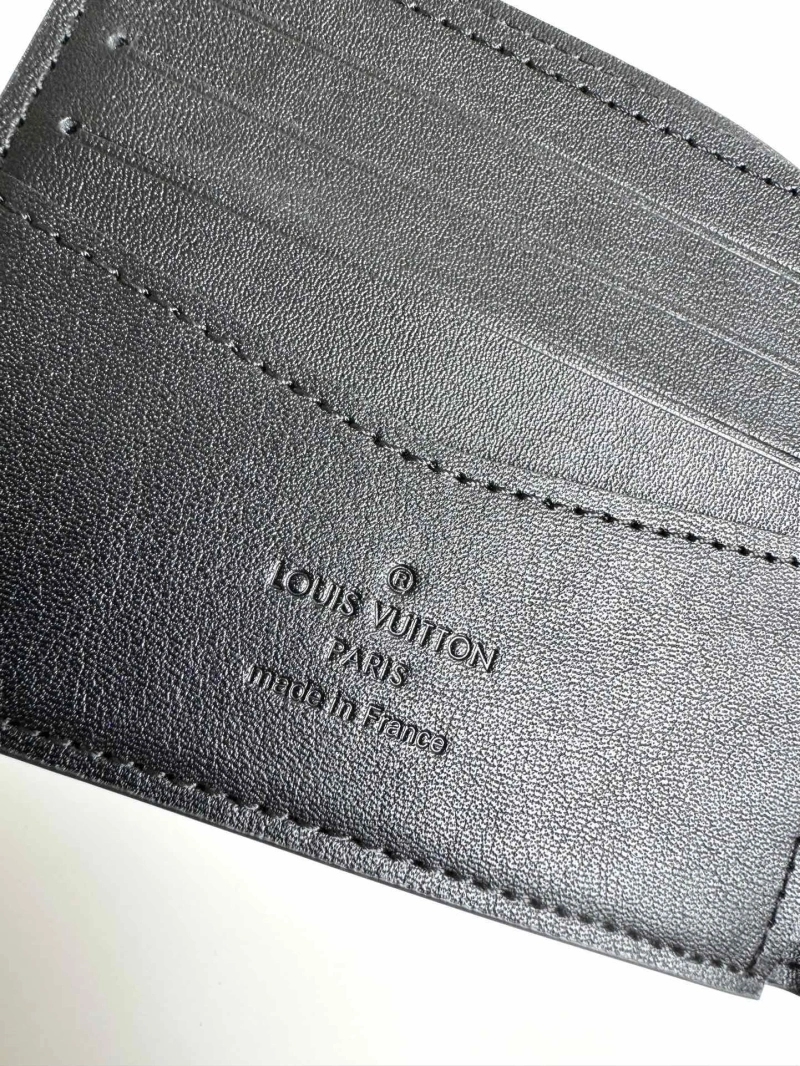 Resilient LX Wallets 18890