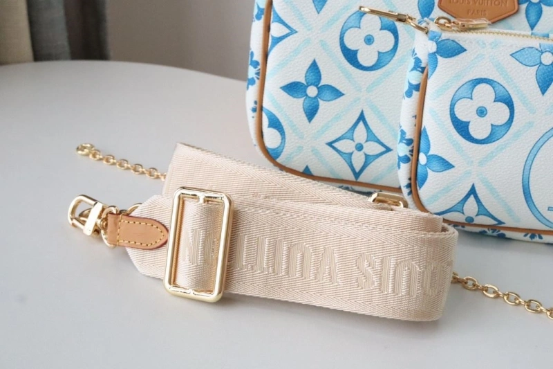 Resilient LX Clutch Bags 19003