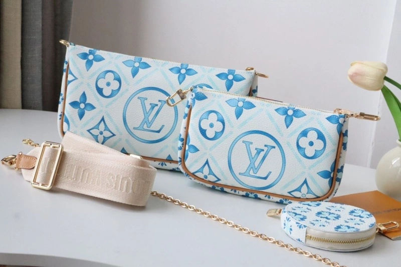 Resilient LX Clutch Bags 19003
