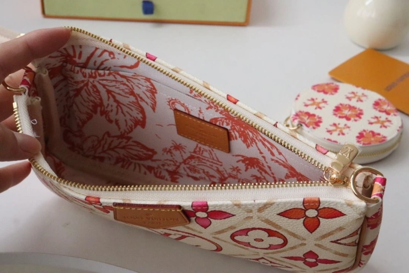 Reliable LX Clutch Bags 18993