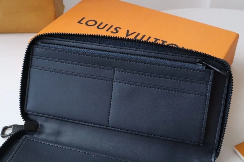 LX Wallets Flexible 18885