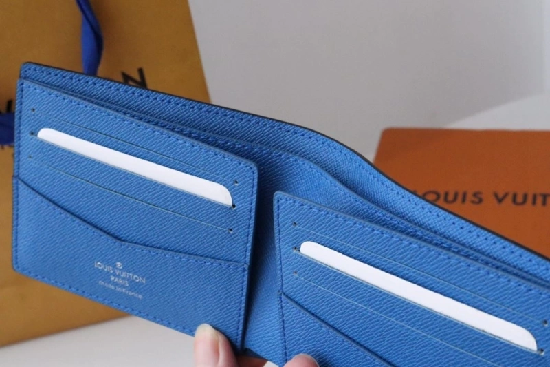 LX Wallets Comfortable 18860