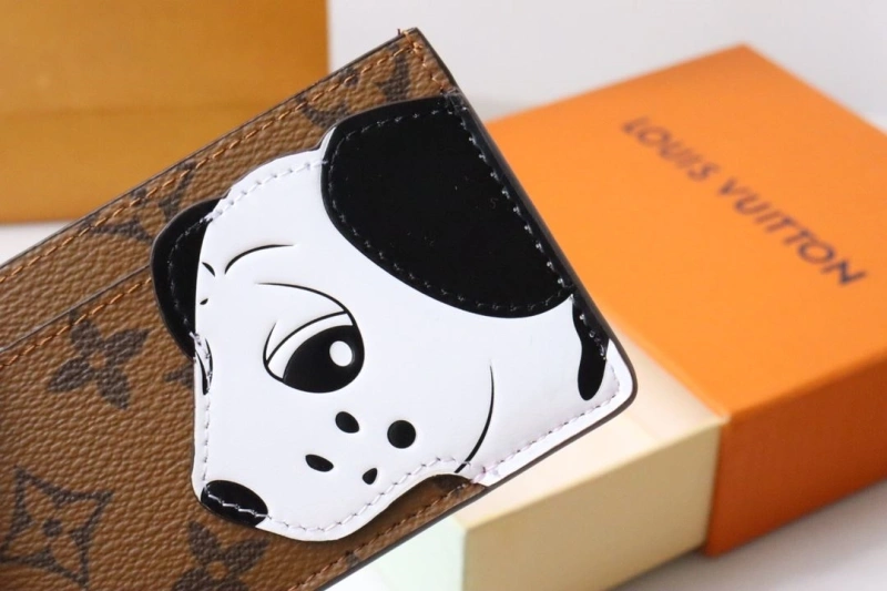 Trendsetting LX Wallets 18867