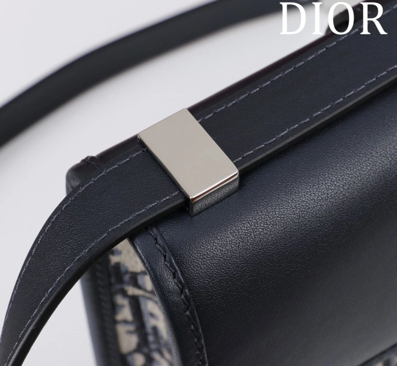 StreetReady Dxxr Satchel bags 60763