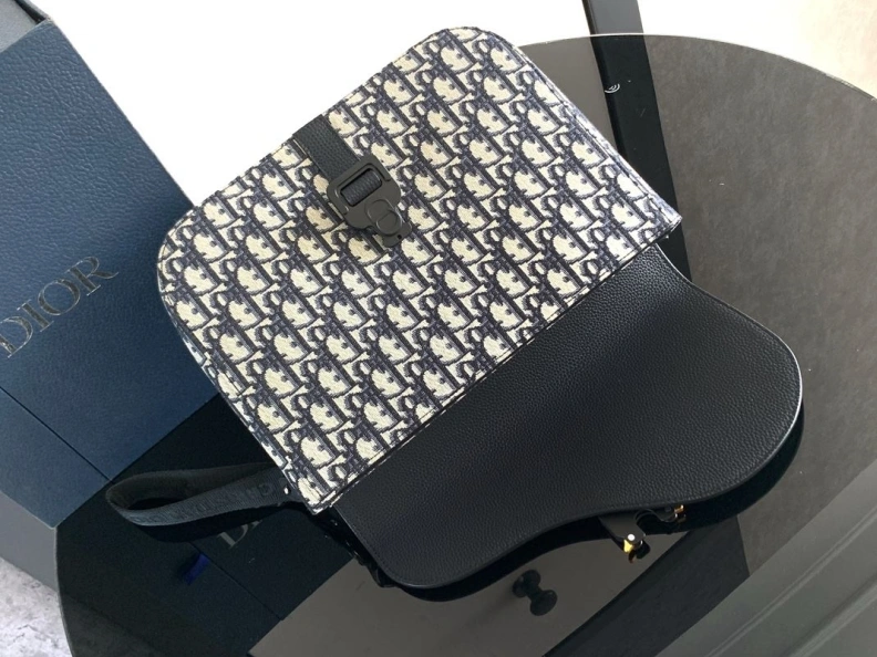 Modern Dxxr Clutch Bags 60843