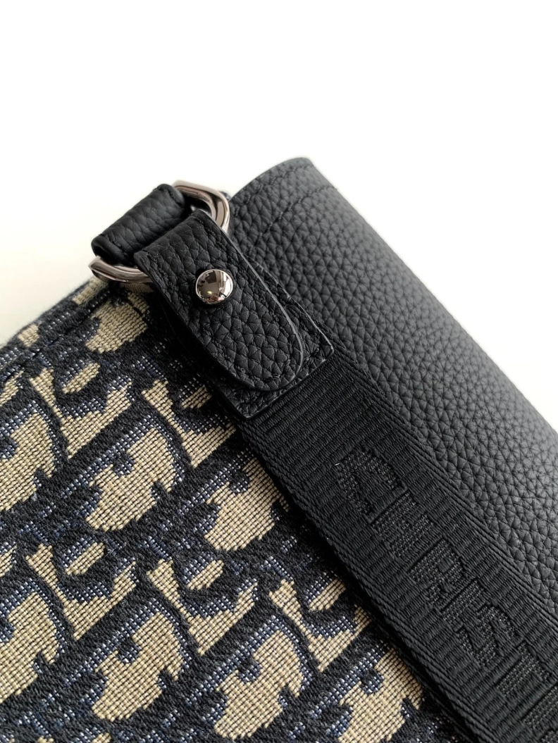 Modern Dxxr Clutch Bags 60843
