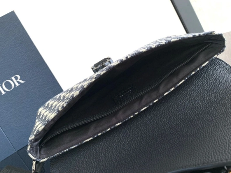 Modern Dxxr Clutch Bags 60843