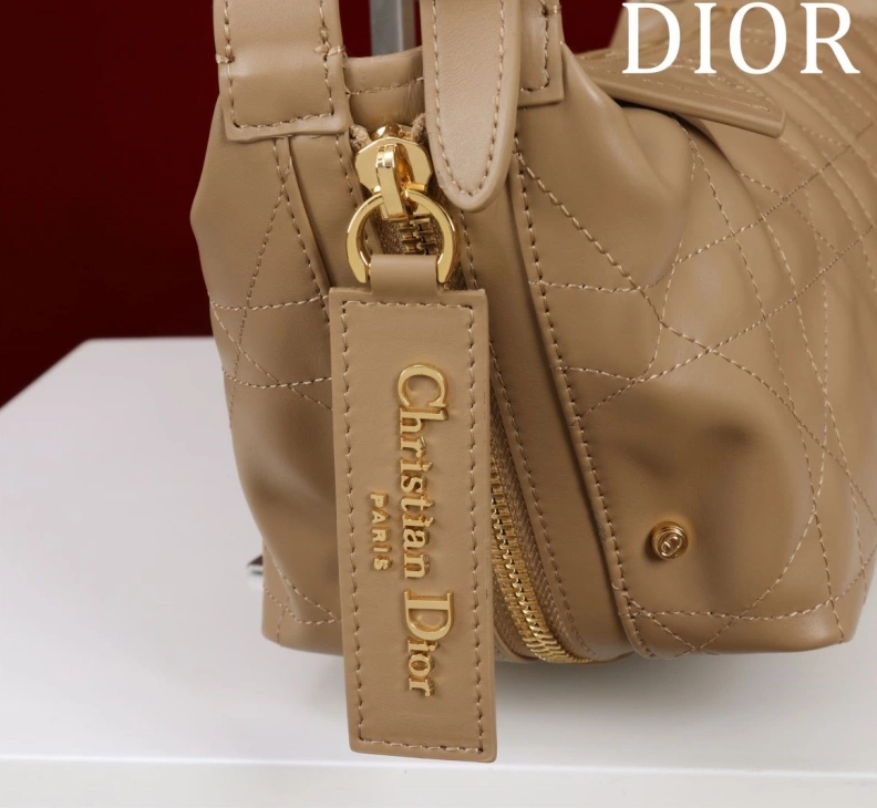 Durable Dxxr Top Handle Bags 60694