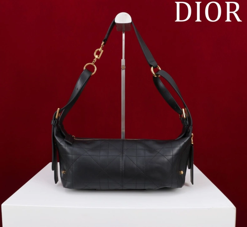 Affordable Dxxr Top Handle Bags 60710