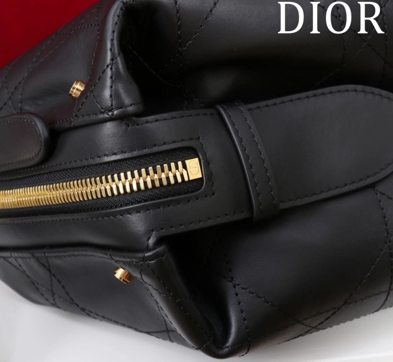 Affordable Dxxr Top Handle Bags 60710