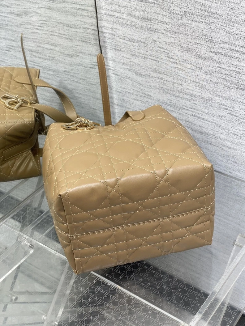 Flexible Dxxr Shopping Bags 60721