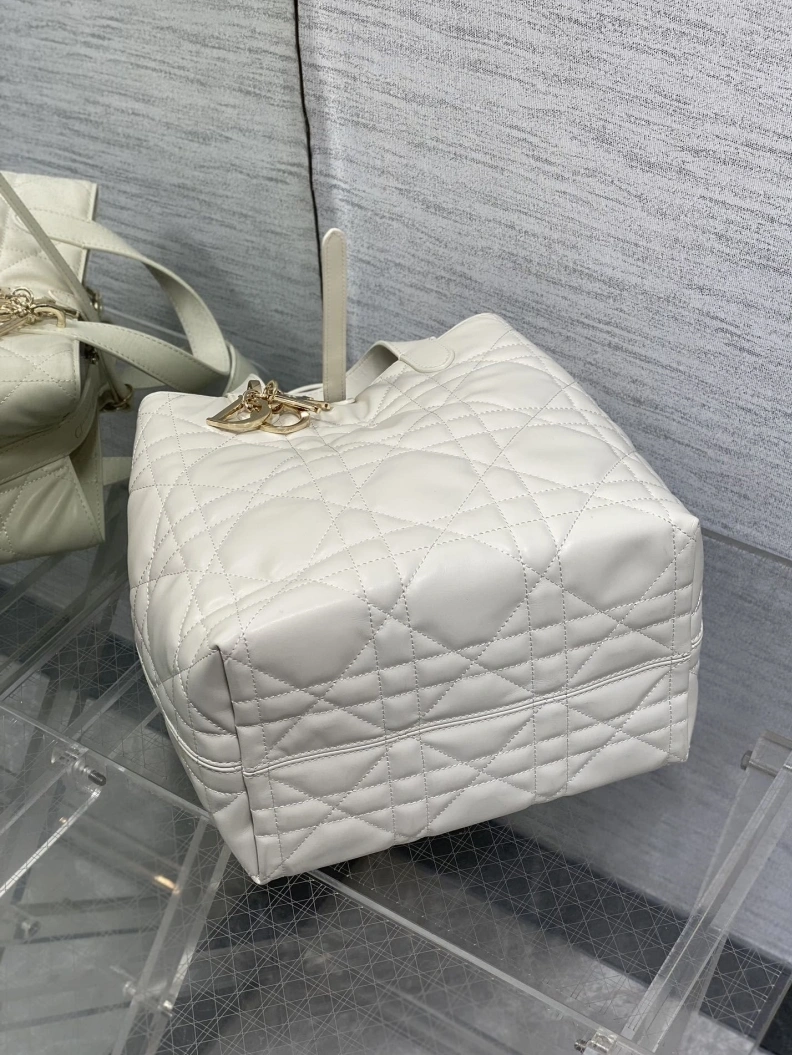 Trendsetting Dxxr Shopping Bags 60703