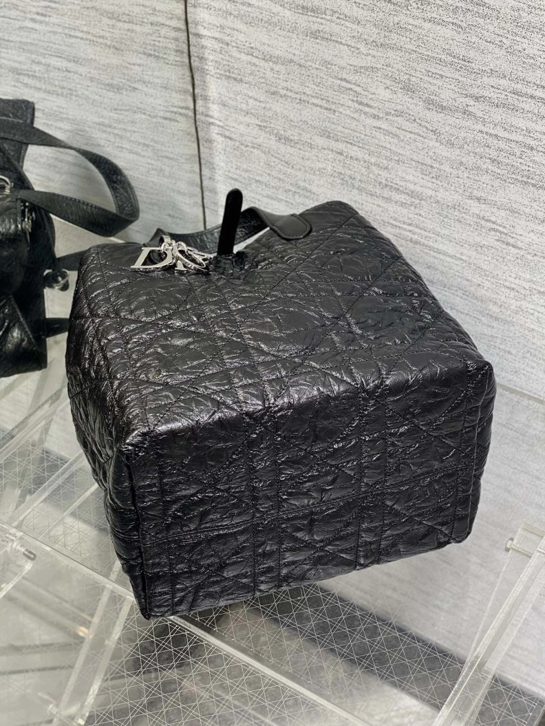 Comfortable Dxxr Shopping Bags 60740