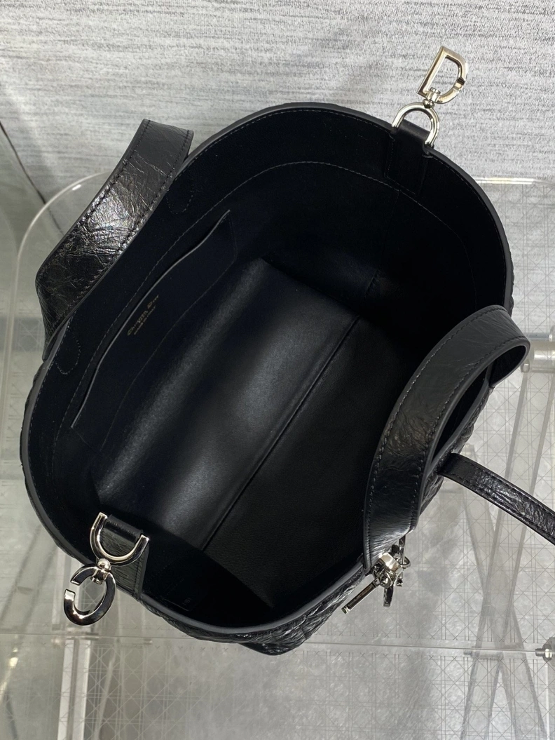 Comfortable Dxxr Shopping Bags 60740