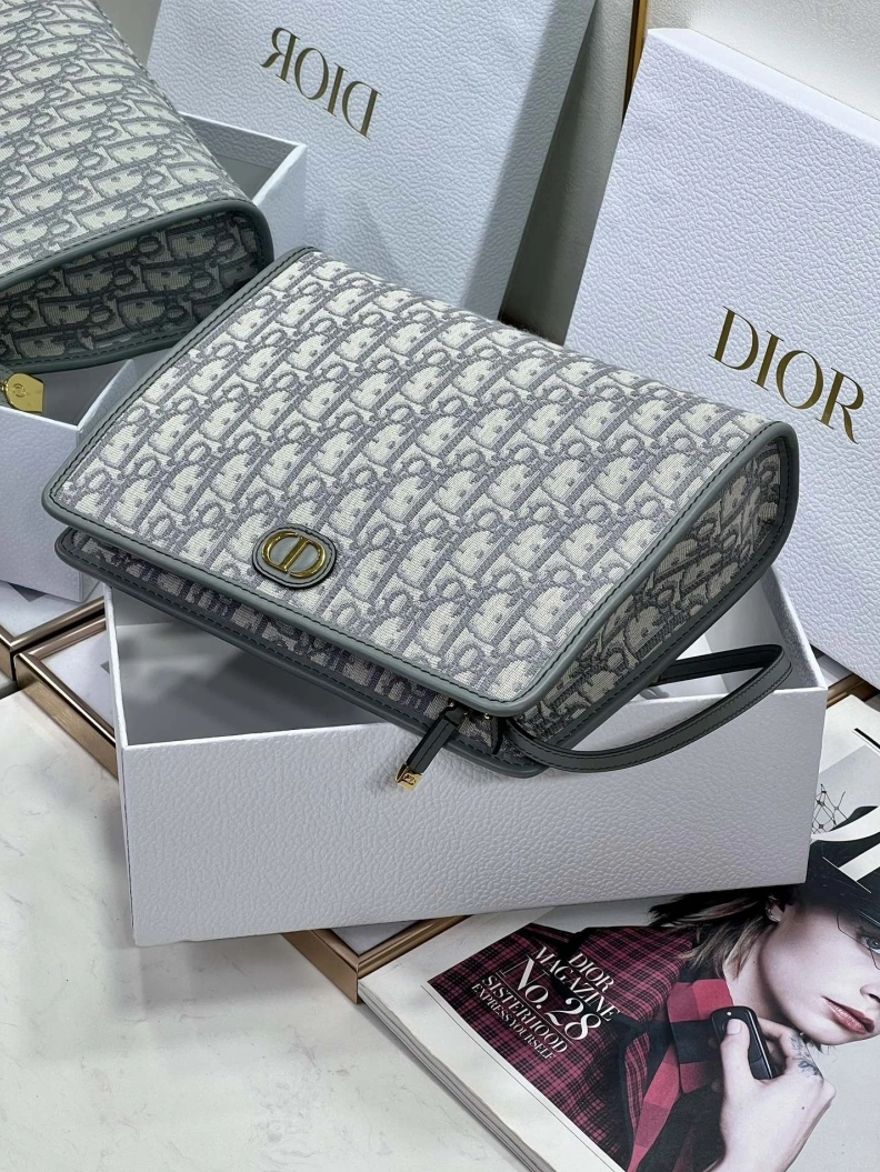 Bright Dxxr Clutch Bags 60817