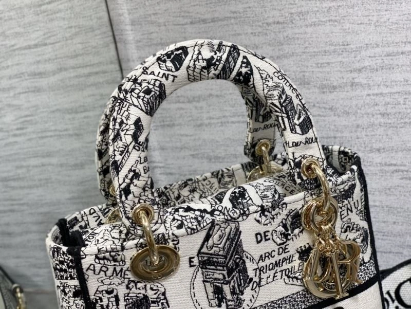 Versatile Dxxr Shopping Bags 61221