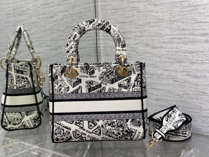 Versatile Dxxr Shopping Bags 61221