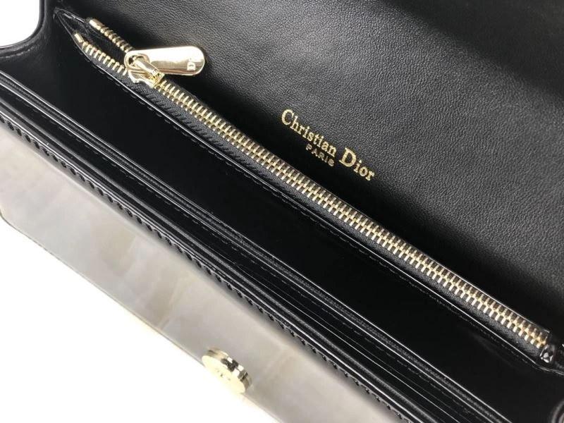 StreetReady Dxxr Satchel bags 61240