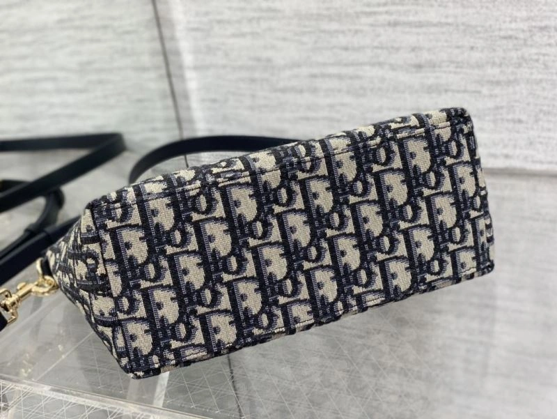 Versatile Dxxr Satchel bags 61238