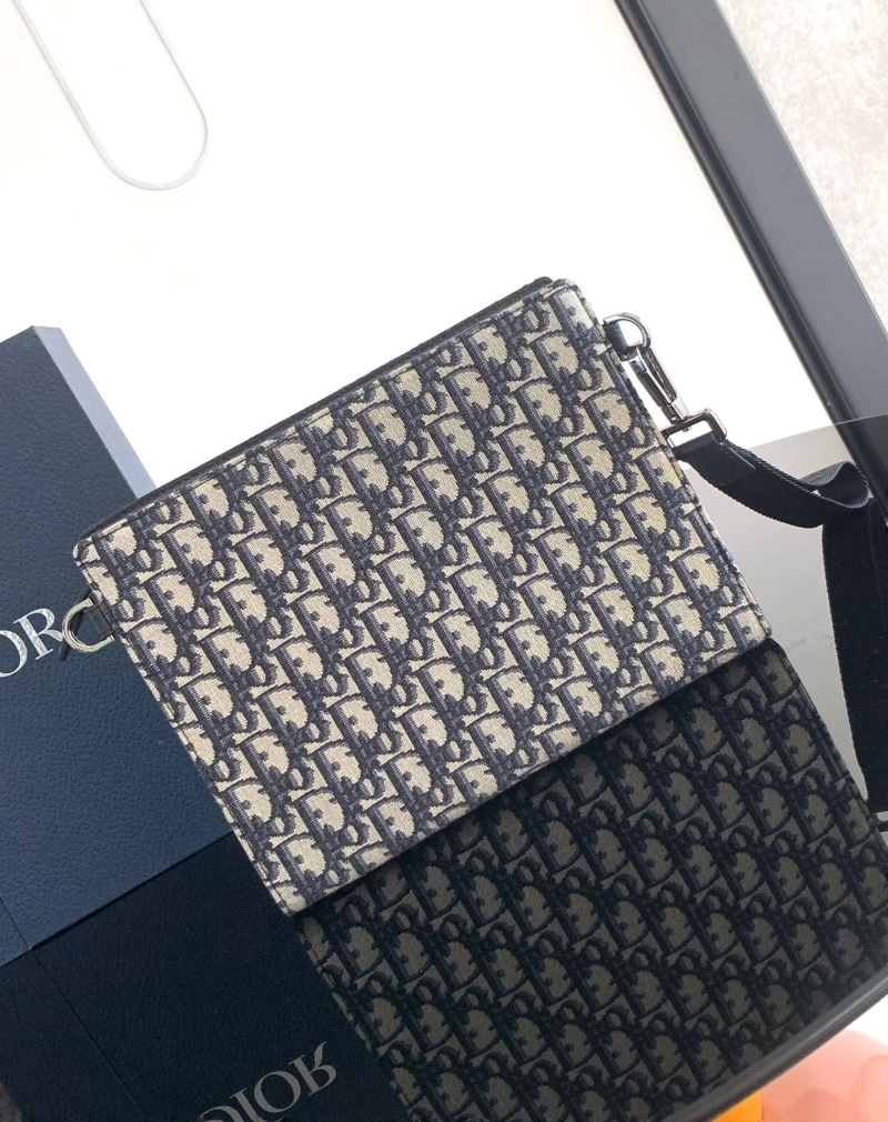 SportInspired Dxxr Clutch Bags 61056