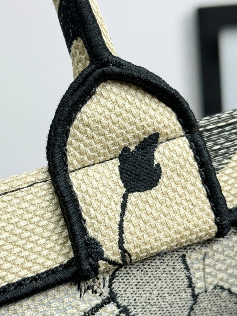 Sleek Dxxr Shopping Bags 60965